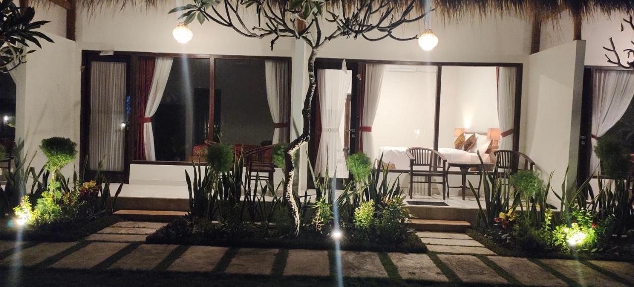 The Poetri Oka Hotel Batununggul Exterior photo